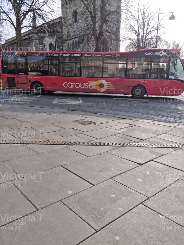 Image of Carousel Buses vehicle 432. Taken by Victoria T at 10.54.28 on 2022.02.10